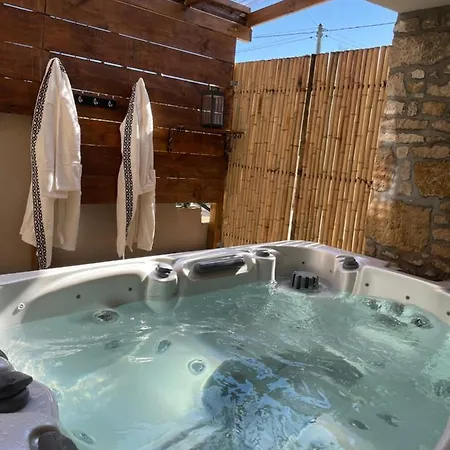 Le Perchoir Nocturne Bed and breakfast Payre-sur-Vendee